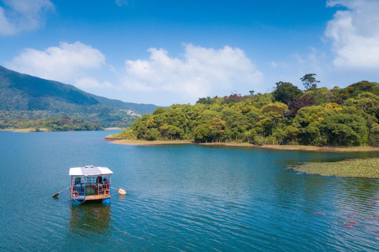 The Forest And Lake By Schofieldshire Nuwara Eliya Luaran gambar